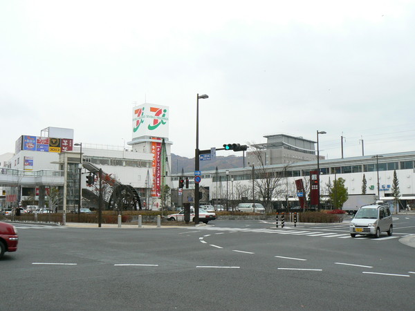 上田駅前