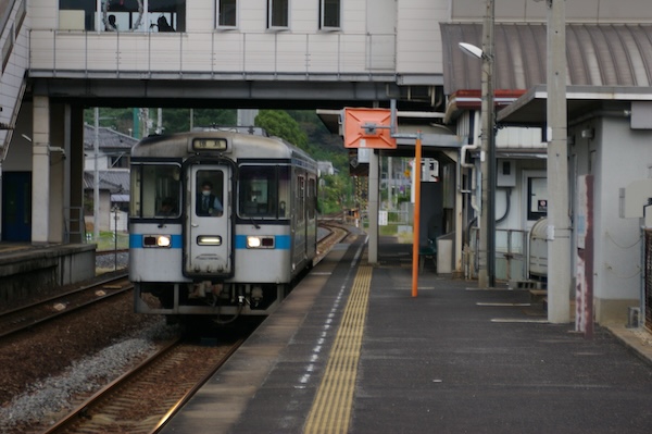 徳島行き列車