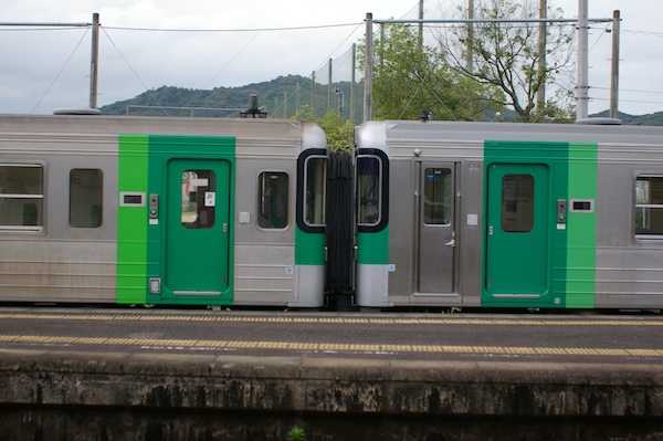 列車連結部