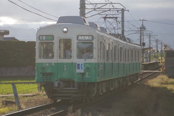 1216高松築港行き