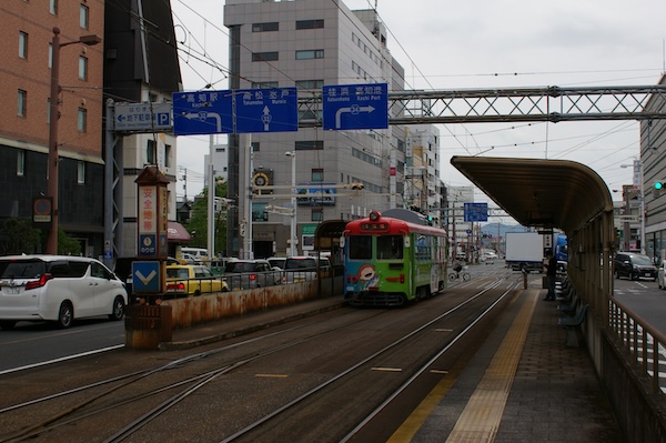 はりまや橋2番のりば