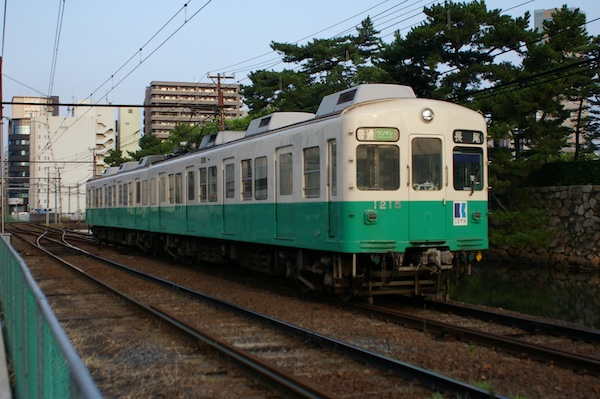 長尾線長尾行き（1215）