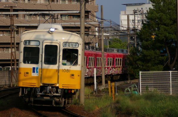 琴平線琴電琴平行き（1081＆1105）