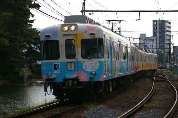 琴平線高松築港行き（1104＆1207）