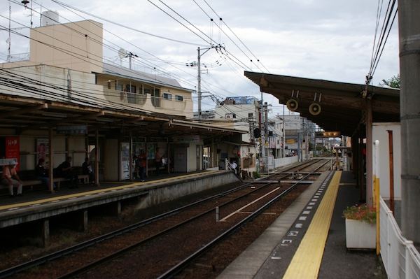 太田駅ホーム