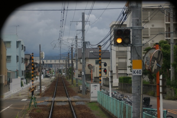 車内から見る太田駅南踏切付近
