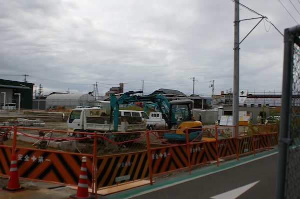 工事中の多肥駅駅前広場（2）