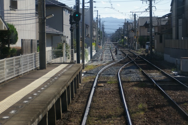 栗林公園駅構内（電車内）から三条方面を見る（3）