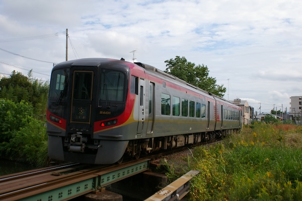 2600系・徳島行き（後部）