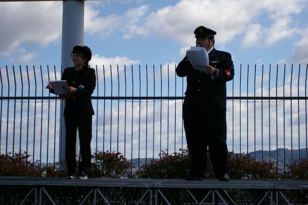 職員さんと久野知美アナウンサー（5）