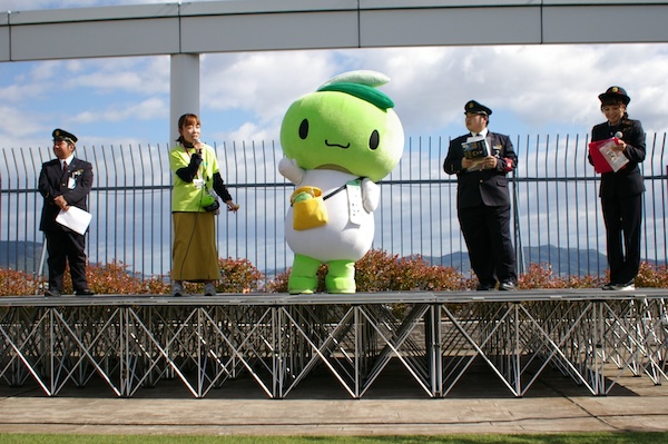 ダンスシーン（オリーブしまちゃん）