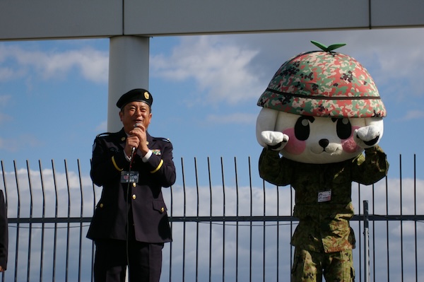 モリーヌくんと自衛官さん