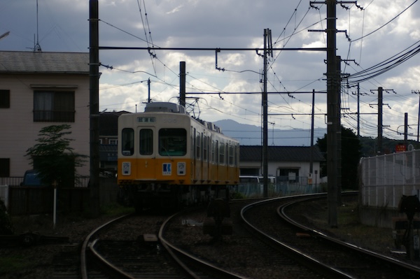 2両で留置されていた600形