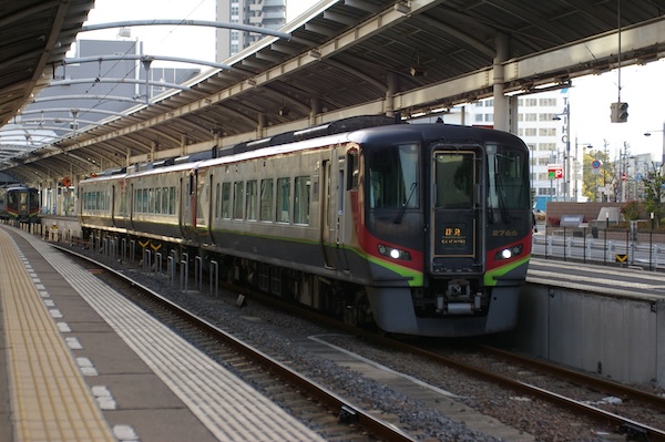 回送列車（2700系3両編成・その2）