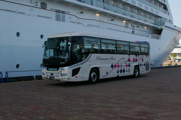 琴産バス