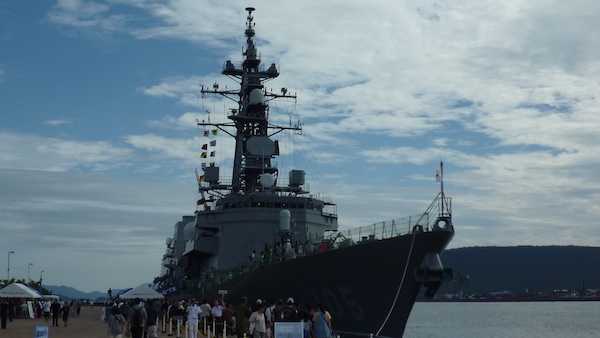 待機列と艦の姿