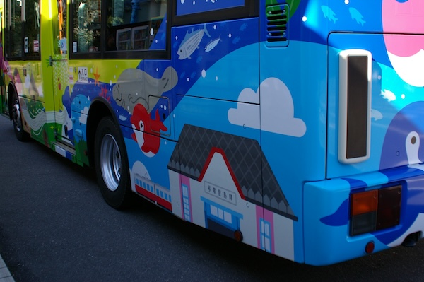 車体左後部のイラスト