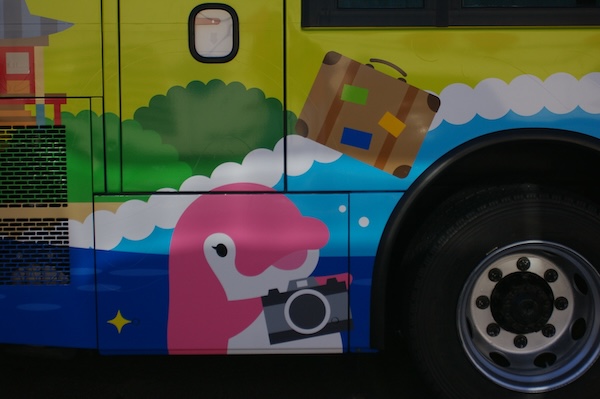 カメラを持つことみちゃん