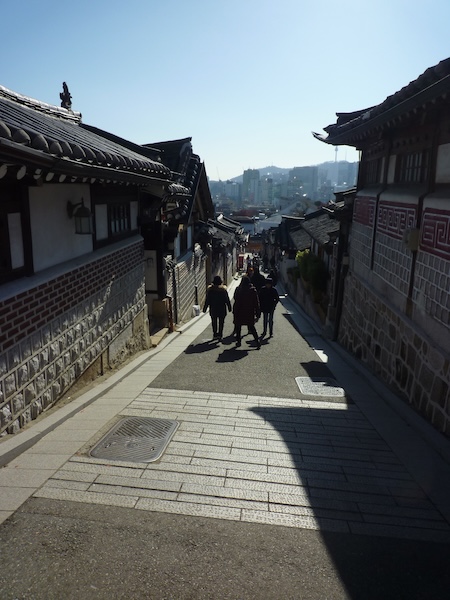 縦構図で坂下を見る（2）