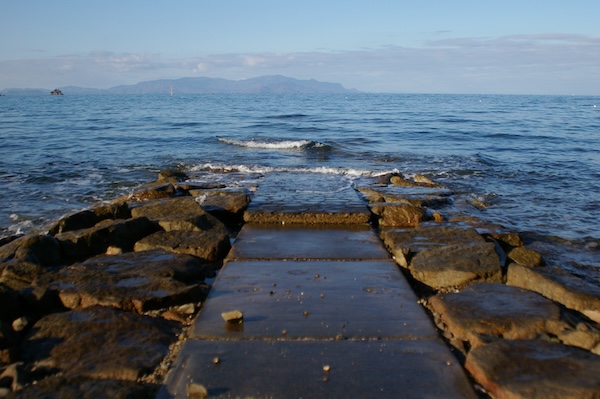 海まで続く道（2）
