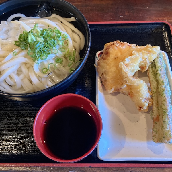 冷やしうどん、とり天、ちくわ天